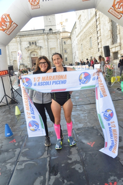 Lusinghiero successo della Mezza Maratona di Ascoli nel segno di Stefano Massimi e Francesca Bravi
