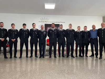 Il Comandante Provinciale dei Carabinieri di Teramo, Colonnello Saccone, ha ricevuto  in visita i sette Marescialli allievi del 13° Corso Triennale