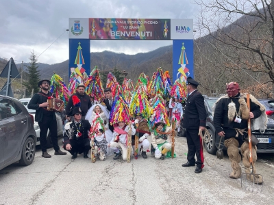 Acquasanta Terme - Successo per il corteo degli Zanni, rispettata la tradizione di Carnevale