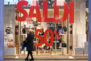 Saldi invernali 2025, nelle Marche si parte il 4 gennaio