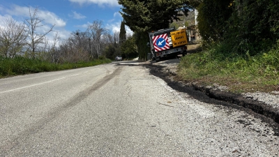 Dopo Silvi, anche Civita di Colonnella frana; chiusa una strada
