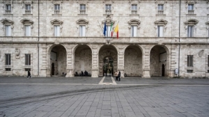 Ascoli Piceno - Elezioni, presentate le liste: nove a sostegno di Fioravanti, quattro per Nardini