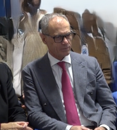 Fedrigoni, incontro tra l'assessore regionale al Lavoro Stefano Aguzzi e i responsabili del Gruppo