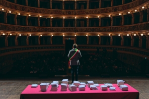 Al Teatro Ventidio Basso si &egrave; svolta la cerimonia di consegna della Costituzione ai diciottenni