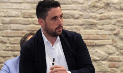 Ascoli Piceno - Dipendenti dell'Ast in barca a vela, Ameli: 