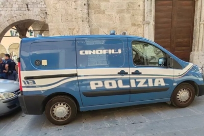 Deteneva 20 panetti di hascisc e 70 grammi di cocaina, arrestato ad Ascoli Piceno