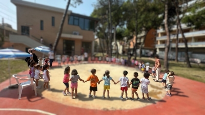 I bambini della Scuola dell’Infanzia Battisti di Grottammare incontrano i nonnini per disegnare una città più bella