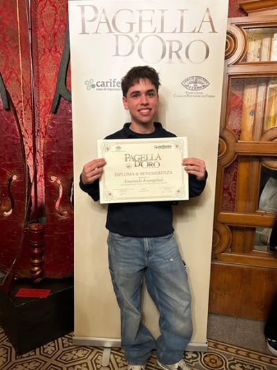 PAGELLA D’ORO CARIFERMO 2025, EMANUELE EVANGELISTI PREMIATO PER IL LICEO ROSETTI