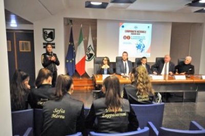 RITMICA, PRESENTATO IN REGIONE IL CAMPIONATO NAZIONALE DI INSIEME GOLD AL PALAPROMETEO EXTRA DI ANCONA. IN SALA LA CAMPIONESSA DEL MONDO SOFIA RAFFAELI