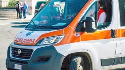 Tenta il suicidio lanciandosi dal balcone, è in prognosi riservata al Mazzini di Teramo