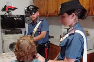 Si fingono Carabinieri per una truffa, arrestati dai militari