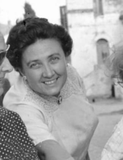 Pubblicato il bando del XIV Concorso “Filomena Delli Castelli” rivolto agli Istituti Superiori italiani. Il tema di quest’anno, “Affettività, sessualità e corporeità nell’adolescenza: uso e abuso dei social”. Scadenza per la presentazione delle adesi