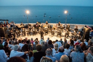 MArCHESTORIE Show l&rsquo;11 agosto con la Fisorchestra Marchigiana a Marina di Altidona (FM) ad ingresso libero