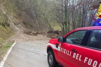 Diversi disagi per il maltempo nel Piceno, 90 persone isolate