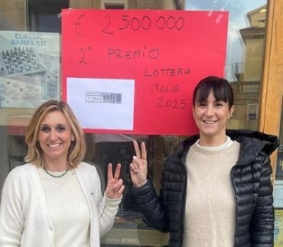 Lotteria Italia, a Pesaro la &ldquo;tabaccheria pi&ugrave; fortunata d&rsquo;Italia&rdquo; sogna ancora un premio milionario