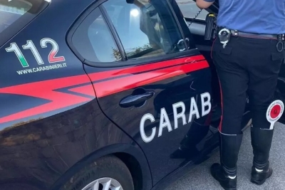 Trovato morto in un garage a Loreto, ipotesi omicidio