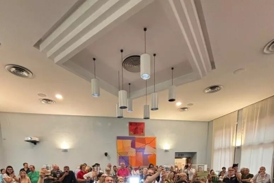 Biancani nuovo sindaco di Pesaro, festa con Ricci in Consiglio