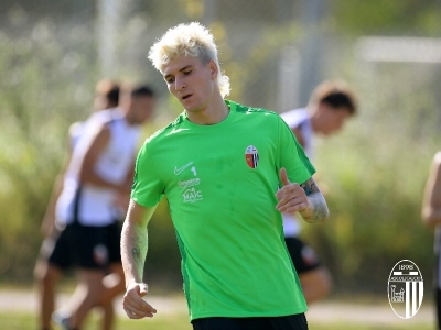 Ascoli Calcio - Torna l'attaccante Re, mentre il portiere Barosi finisce al Trapani