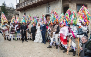 Carnevale - Da Castignano a Pozza e Umito, passando per Comunanza: esplode la festa