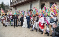 Carnevale - Da Castignano a Pozza e Umito, passando per Comunanza: esplode la festa
