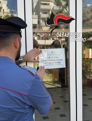 Alba Adriatica, sospeso temporaneamente un esercizio pubblico sul lungomare Marconi per motivi di ordine e sicurezza pubblica