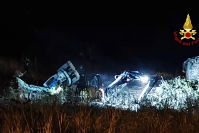 Travolto e ucciso dall'escavatore durante i lavori, vittima un 71enne