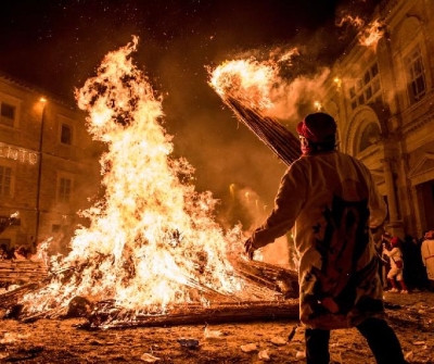 Luca Cameli: da San Benedetto del Tronto a Trieste per raffigurare il Carnevale Storico di Offida