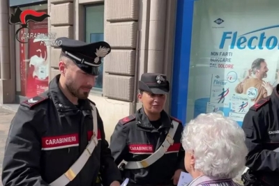 Finte cure alla figlia e falso operatore Poste, denunciati