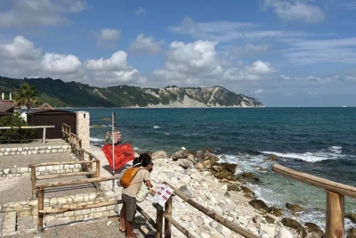 Alga tossica, via libera alla balneazione a Portonovo