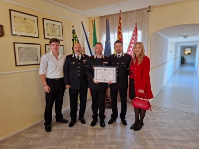 Conferimento della Medaglia Mauriziana al Mar. Ord. De Carolis Angelo
