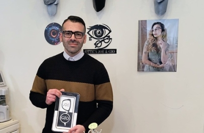 Ascoli Piceno - Prima la crisi, poi terremoto e covid: la storia di resilienza del giovane ottico Joel Enrico Giorgi