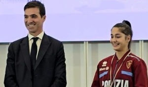 GIORNATA DELLE MARCHE 2025, IL PICCHIO D&rsquo;ORO A SOFIA RAFFAELI