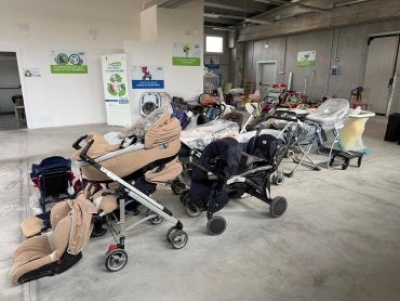 Tekneko e Comune sempre pi&ugrave; vicini alle famiglie: al Centro del riuso prodotti per l'infanzia a disposizione di tutto il territorio