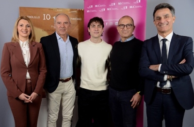 “Io+Te” applauditissimo, Matteo Paolillo esalta paesaggi e borghi delle Marche