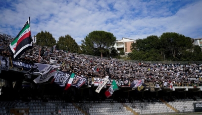 Ascoli Calcio - Cori dei tifosi bianconeri, altra multa per il club