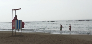 Di nuovo problemi per gli imprenditori balneari della Riviera delle Palme