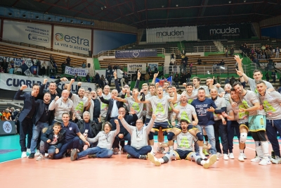 La Yuasa Battery espugna Siena e vola in Superlega