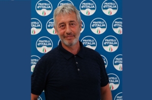 Cava: &ldquo;Vergognoso che sulle spiagge libere debba esserci divieto di balneazione&rdquo;