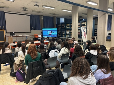 Il Liceo Rosetti incontra lo scrittore Giorgio Scianna. Un viaggio nel romanzo 