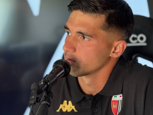 Ascoli Calcio - Si presenta il portiere Vitale: "C'&egrave; entusiasmo, tanta carica da parte dei tifosi"