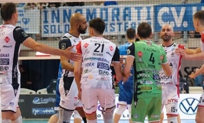 Yuasa Battery con ampio turn over, Cisterna vince nell’esordio playoff