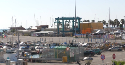 Intervento delle Forze dell'Ordine al Porto di San Benedetto del Tronto per Segnalazione di Pericolo.