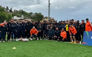 Ascoli Calcio - I bianconeri si allenano con i ragazzi di 'Ascoli for Special': promessa mantenuta