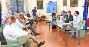 A FANO PI&Ugrave; DI 100 PARTECIPANTI, TRA SINDACI E AMMINISTRATORI LOCALI, ALLA PRESENTAZIONE DEI BANDI SU SICUREZZA STRADALE E MURA STORICHE