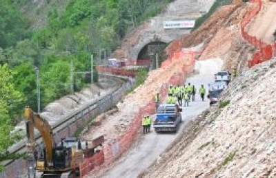ABBATTUTO IL DIAFRAMMA DELLA GALLERIA VALTREARA SULLA LINEA FERROVIARIA ORTE–FALCONARA