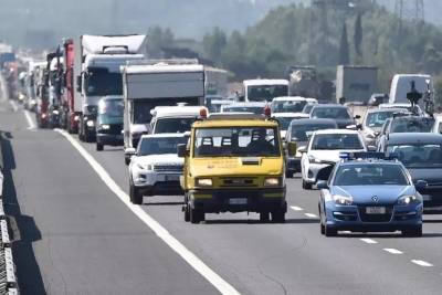 Incidente in A14, sei chilometri di coda poi il traffico torna al flusso regolare