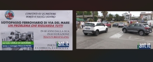Sit-in di protesta per il sottopasso di Via Mare
