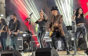 Doppio appuntamento nel weekend con la musica dei Distretto 13: sabato 13 a Cossignano e domenica 14 a Civitanova Marche
