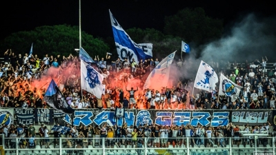 Ascoli-Pescara, i tifosi della capolista disertano per protesta