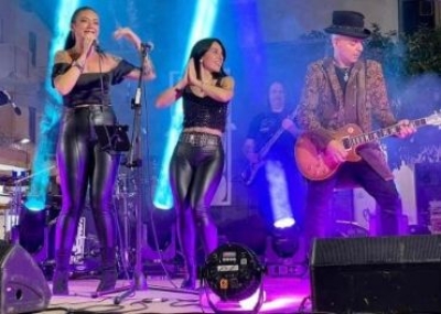 Weekend esplosivo per i DISTRETTO 13 con due super concerti a Camerano e Grottammare.